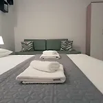 Apartamento Saric 2 *
