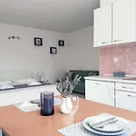 Apartamento Saric 2 *