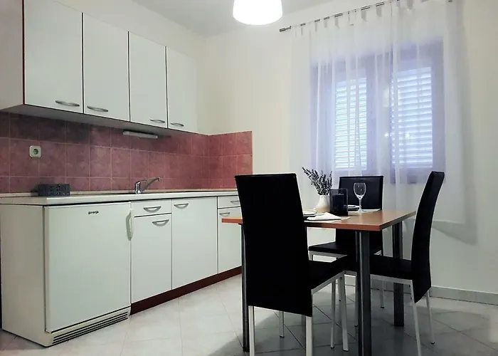 Saric 2 Apartment *